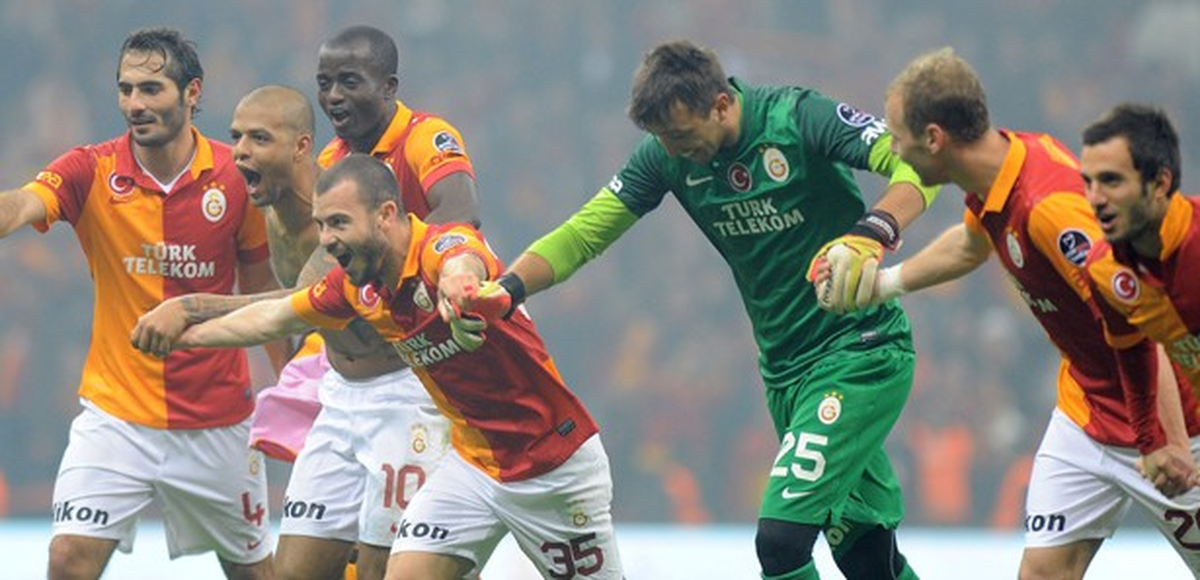 Galatasaraylı Futbolcuların Galibiyet Sevinci