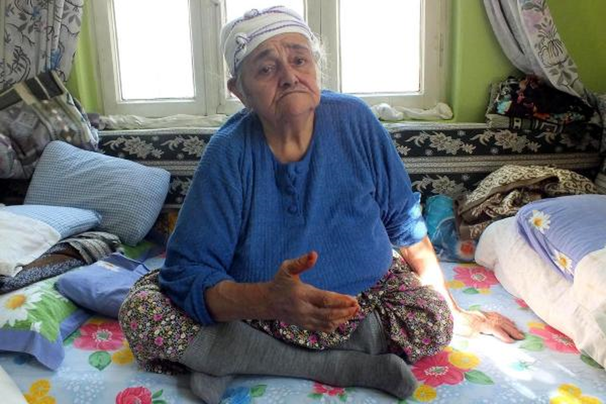 Hediye Vereceklerini Söyleyip, 1500 Lirasını Çaldılar