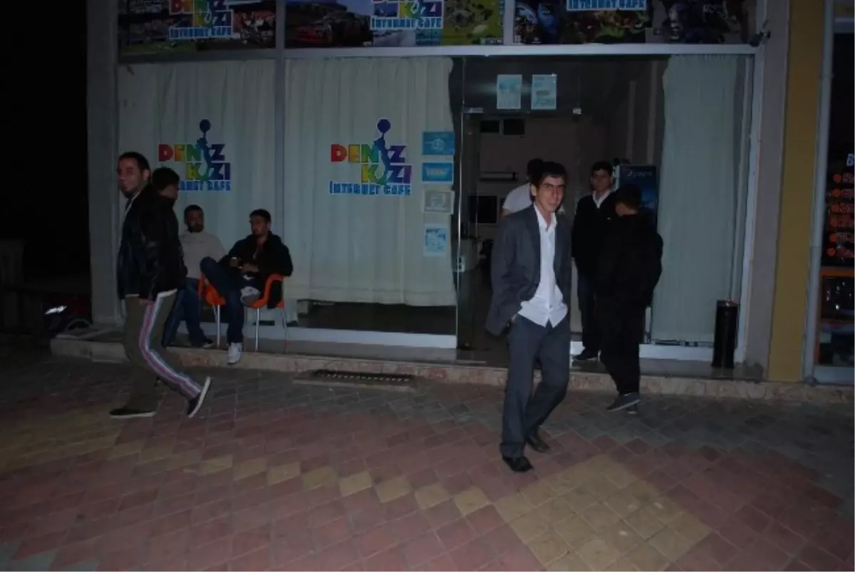 İnternet Kafelere Lisans Baskını