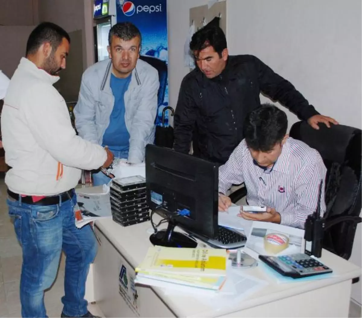 Gazipaşa\'da İnternet Kafelere Lisans Baskını Yapıldı