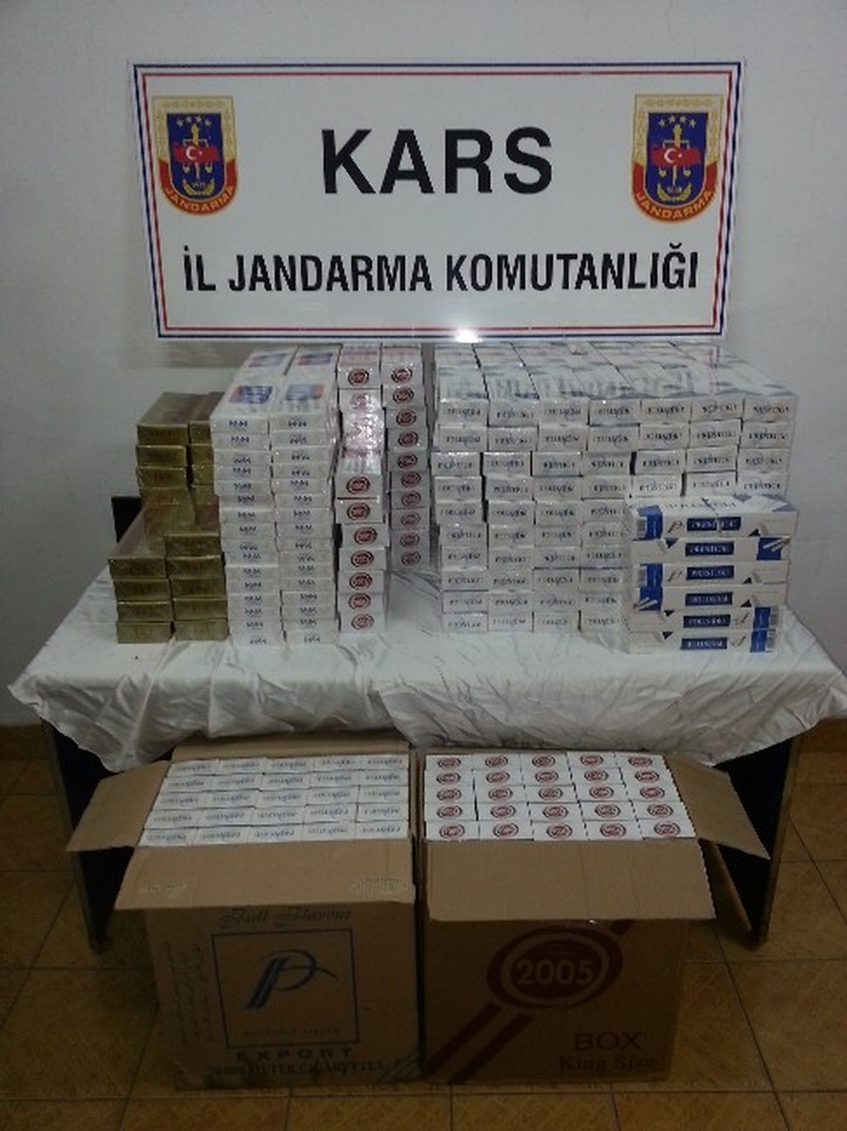 Kars\'ta 5 Bin Paket Kaçak Sigara Yakalandı