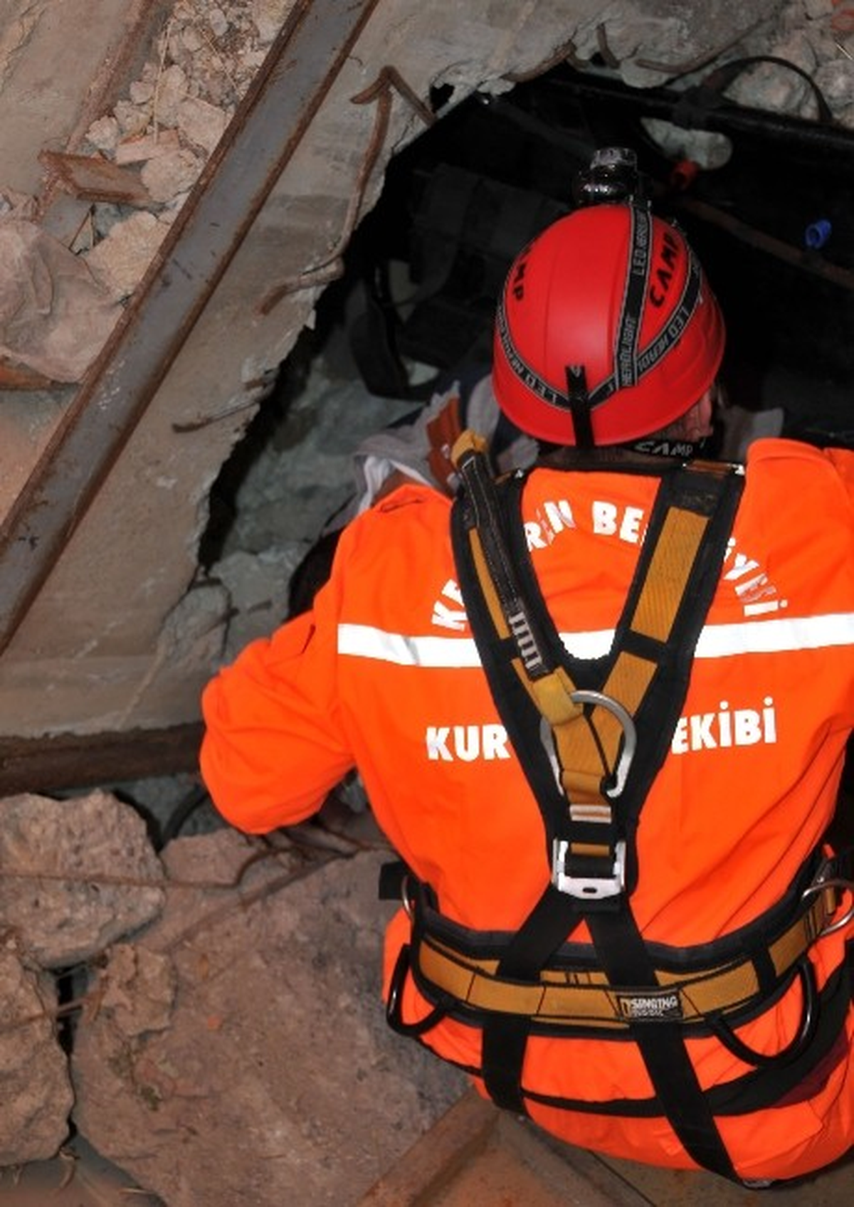 Keçiören Belediyesi\'nin Afet Ekibi Eğitimde