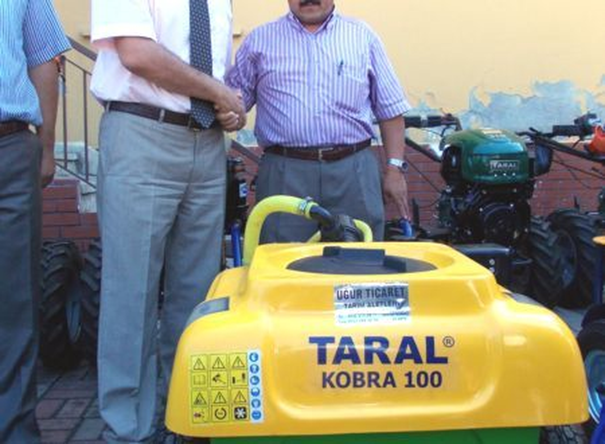 Kars\'ta Çiftçilere 518 Makine ve Ekipman Dağıtıldı