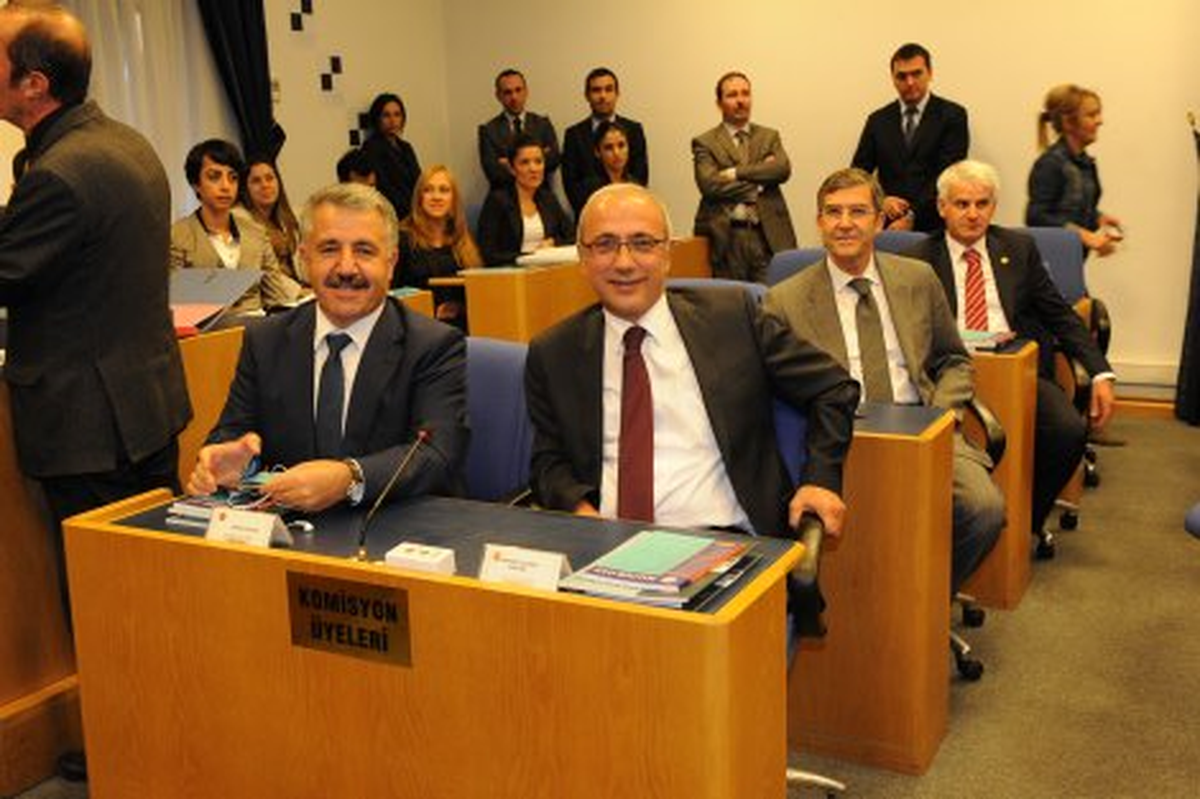 Komisyonda 2014 Bütçesinin Tümü Üzerindeki Görüşmeler Yapılıyor