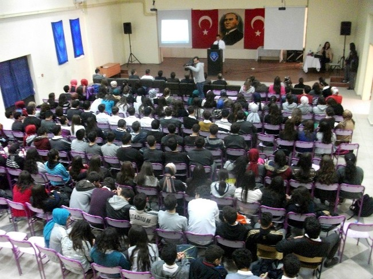 Lise Dönemi Sağlıklı Beslenme Semineri