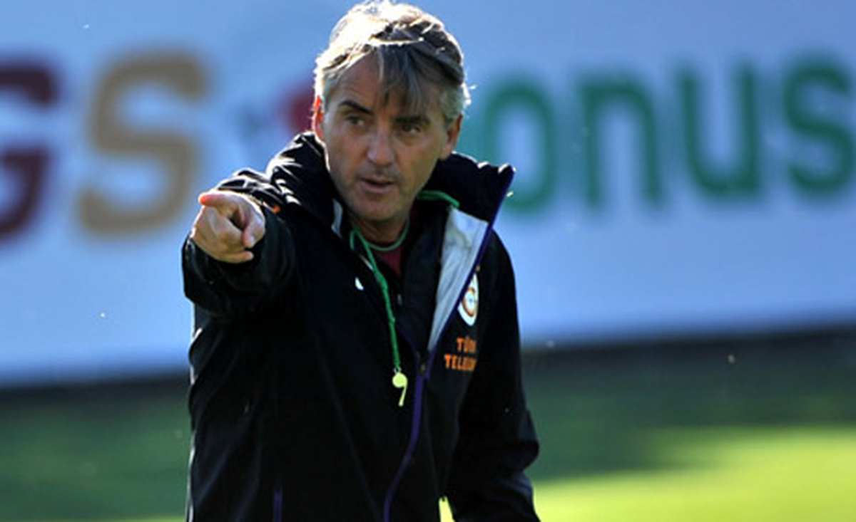 Mancini Kendini Kabul Ettiriyor
