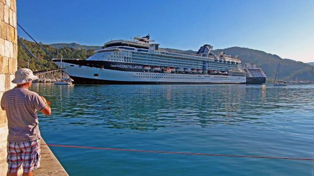 Marmaris\'te Sezon Sonunda İki Gemiyle Gelen Mutluluk
