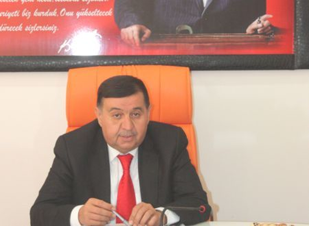 Merhum Gazeteci Uyaroğlu\'nun Adı Parkta Yaşatılacak