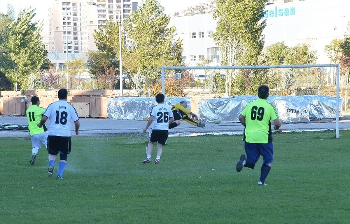 Metro\'nun Futbol Şampiyonu Güvenlikçiler Oldu