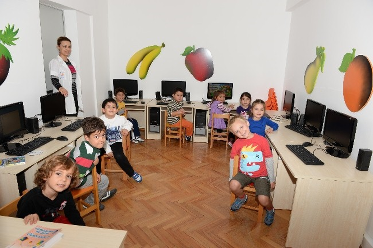 Muratpaşa Belediyesi Kreş ve Gündüz Bakımevi Hizmet Vermeye Devam Ediyor