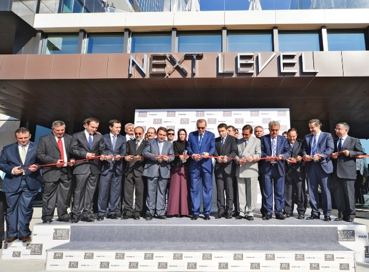 Başbakan, Next Level AVM\'nin Açılışını Yaptı