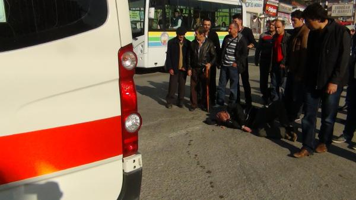 Otomobilin Çarptığı Yaya Yaralandı