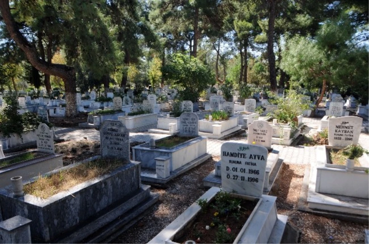 (Özel Haber) Antalya'da İki Mezarlık Daha Halka Açık Defin İşlemine Kapatıldı