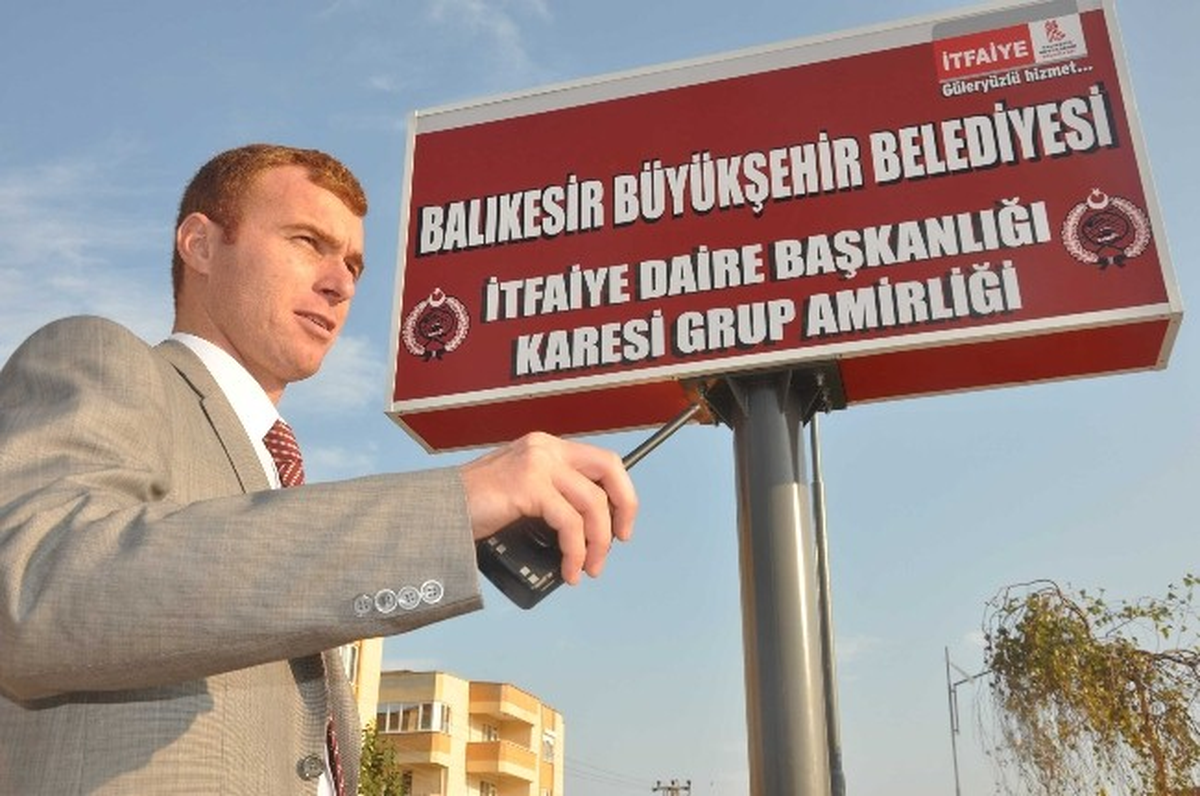 (Özel Haber) Balıkesir\'e İlk Büyükşehir Tabelası Dikildi