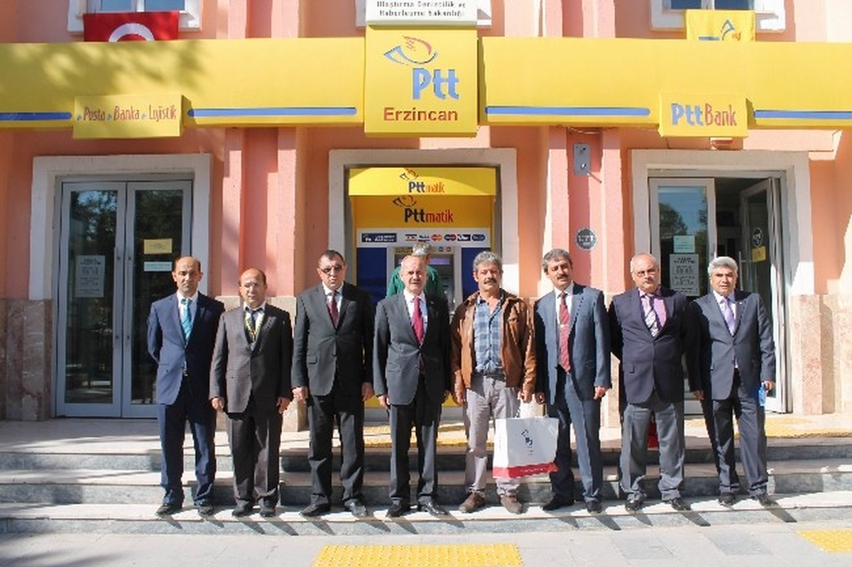 PTT 173. Müşterisine Hediyeler Verdi