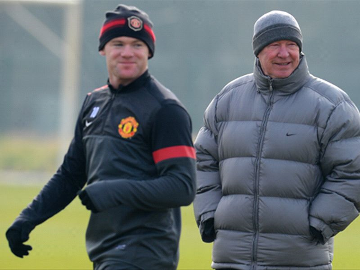 Rooney\'den Ferguson\'a Taş!