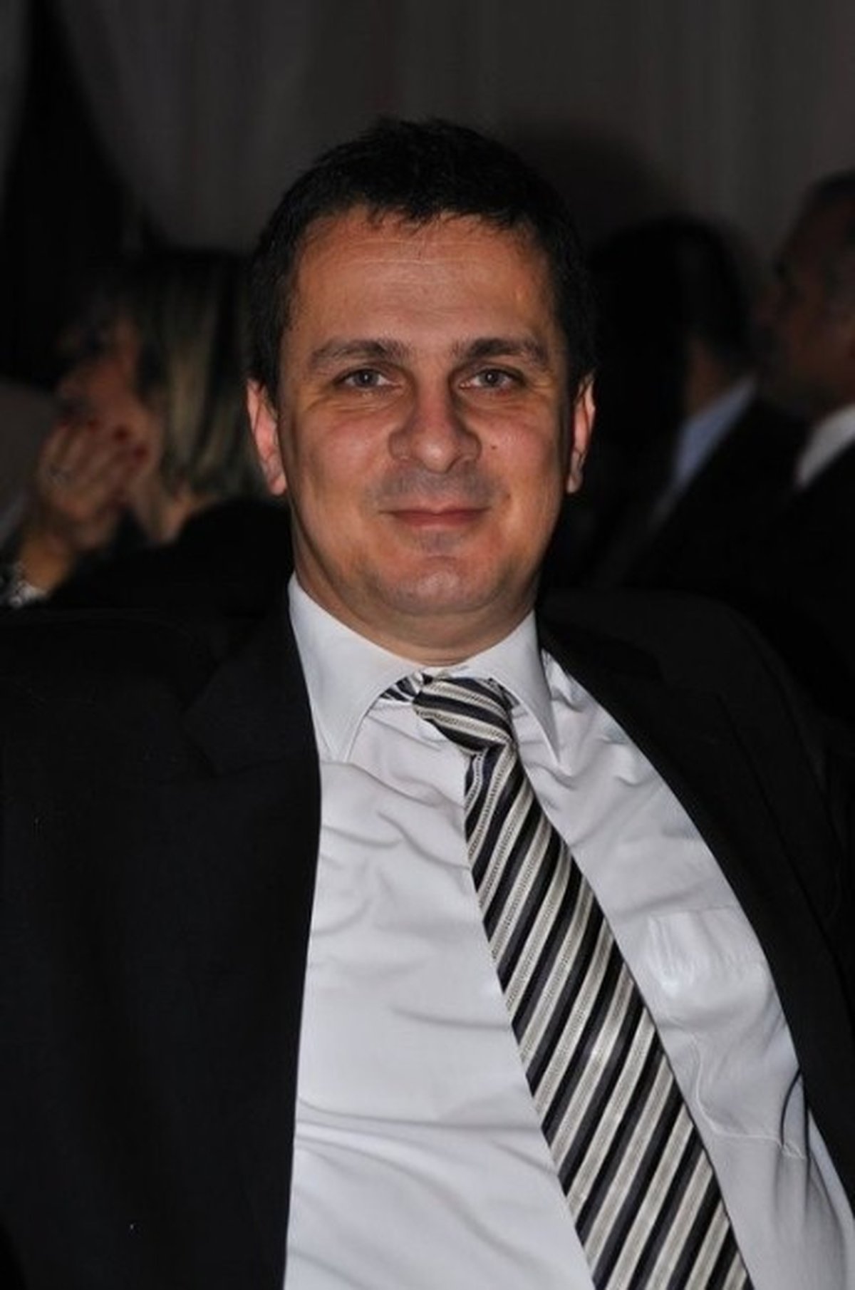 Şahin, AK Parti\'den Aday Adayı