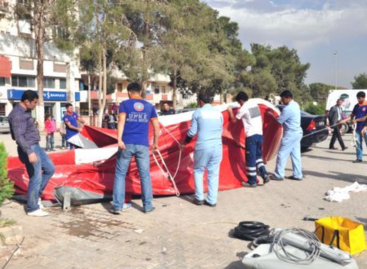 Sahra hastanesi ve kimyasal temizleme çadırı kaldırıldı