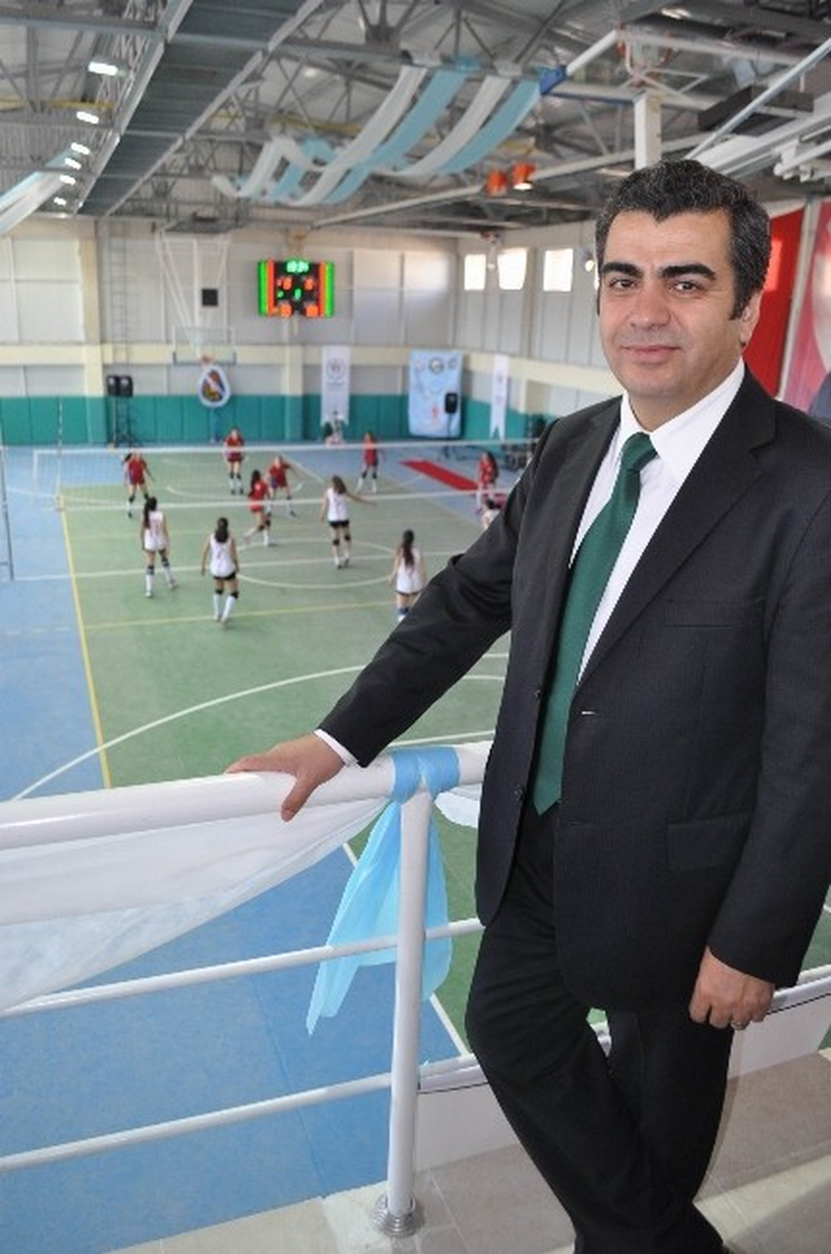 Umutlar Fileden Yükselecek