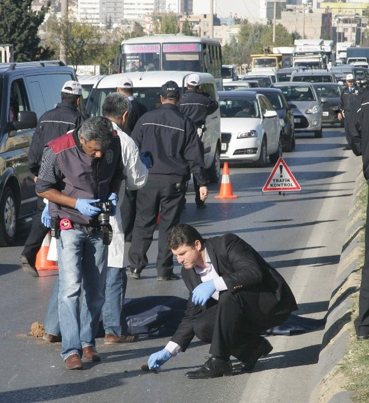Üst Geçidi Kullanmayan Kadın Otomobilin Çarpması Sonucu Hayatını Kaybetti