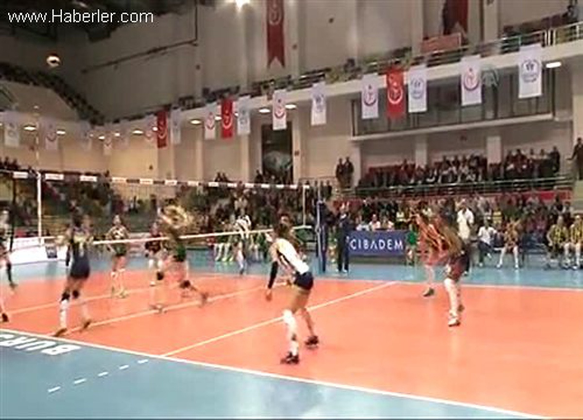 Bursa Büyükşehir Belediyespor: 0, Fenerbahçe: 3