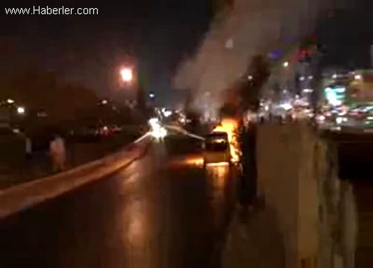 Ataşehir\'de Taksi Alev Topuna Döndü