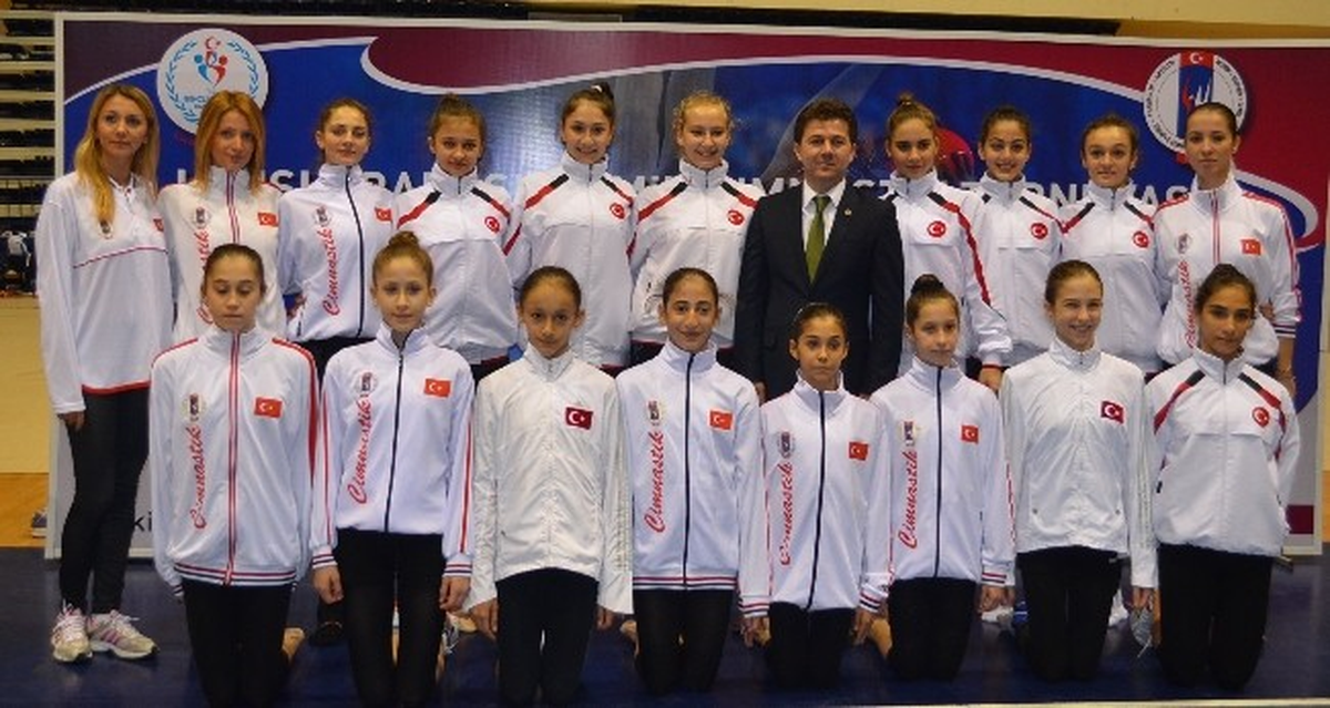 19. İzmir Uluslararası Ritmik Cimnastik Turnuvası Başlıyor