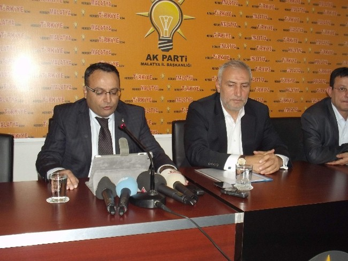 Ahmet Durnmuş, AK Parti\'den Belediye Başkan Aday Adaylığı İçin Başvurusunu Yaptı