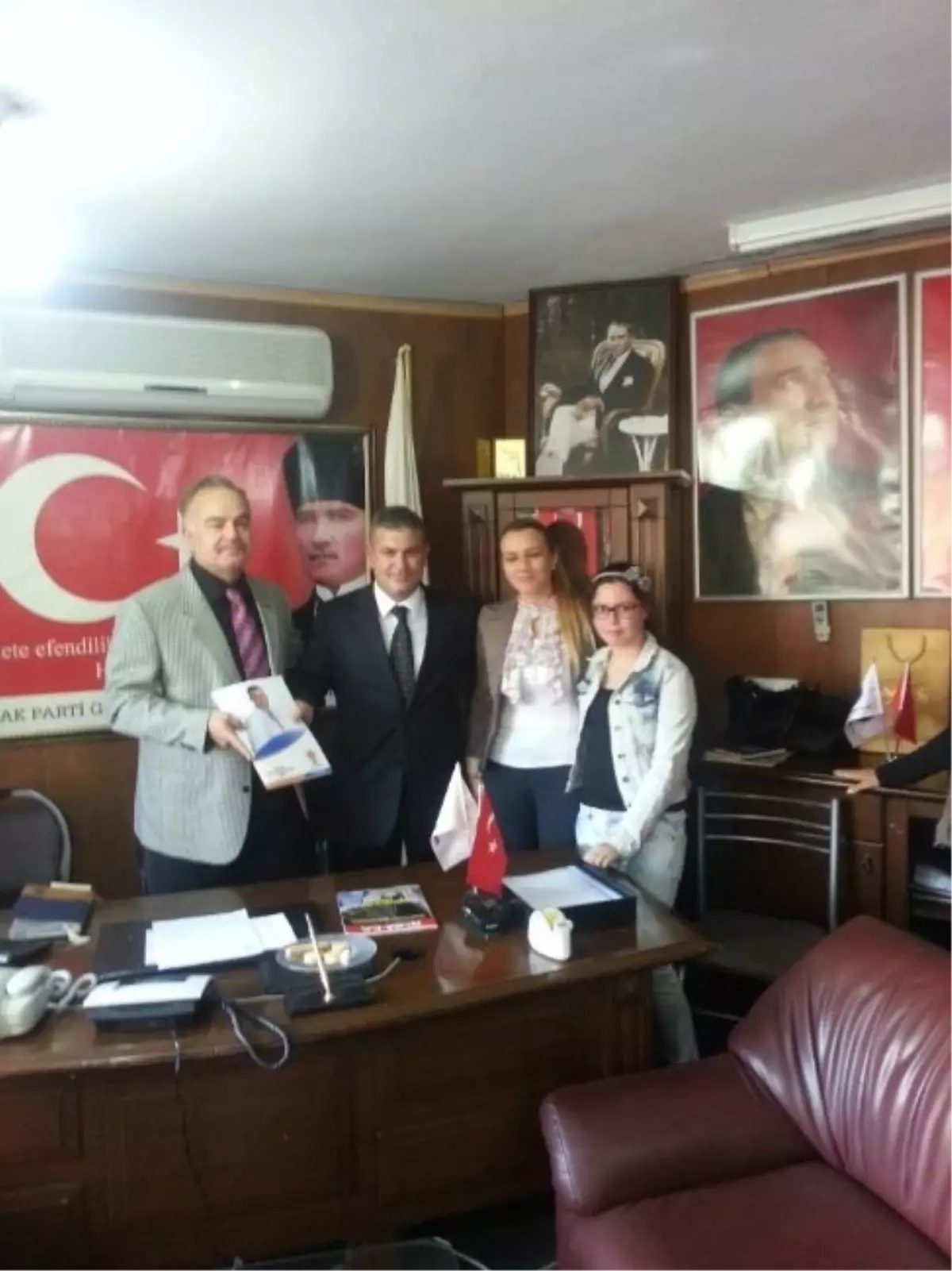 AK Parti Güzelbahçe\'de Cem Kavur da Aday Adayı