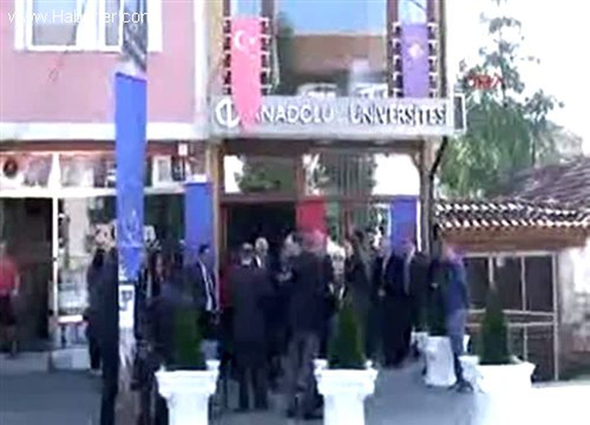 Anadolu Üniversitesi Kosova Bürosu Açıldı
