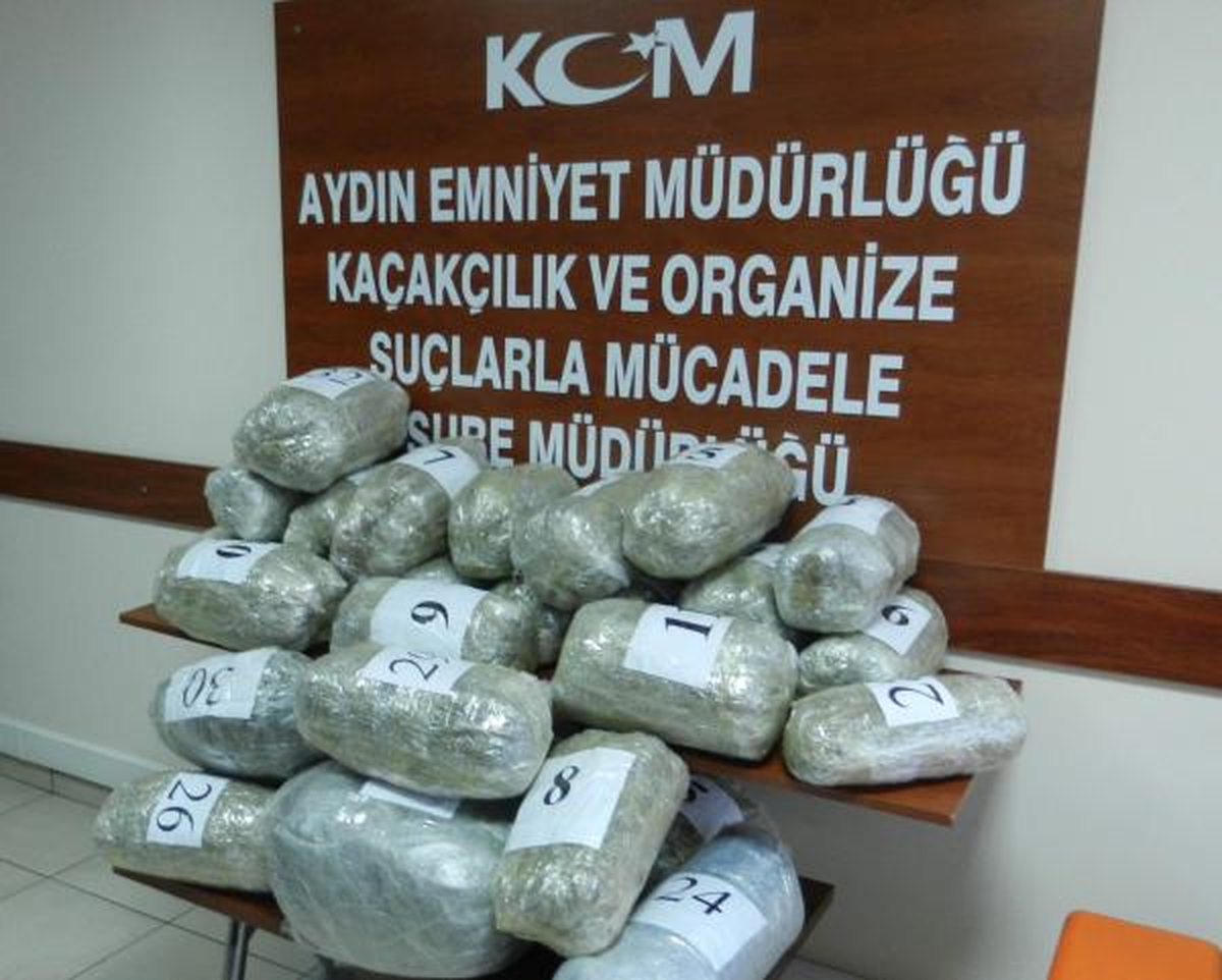 Aydın\'da Polis 64 Kilo Esrar Ele Geçirdi