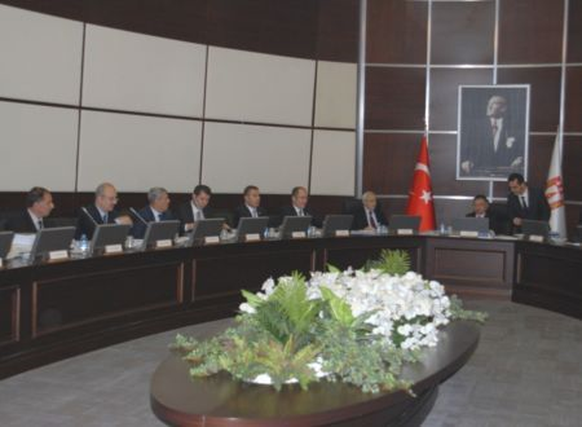 Bakan Yılmaz Başkanlığında "Sivas" Konuşuluyor