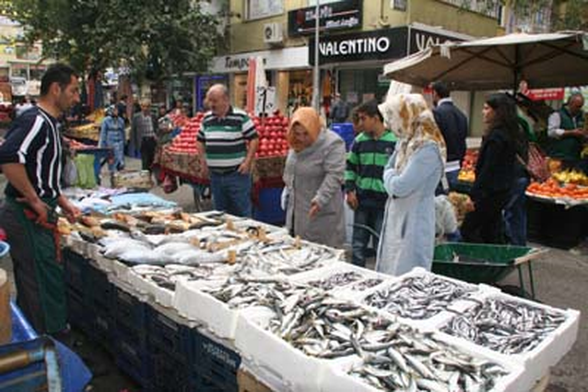 Balıklar Ucuzladı Rağbet Arttı