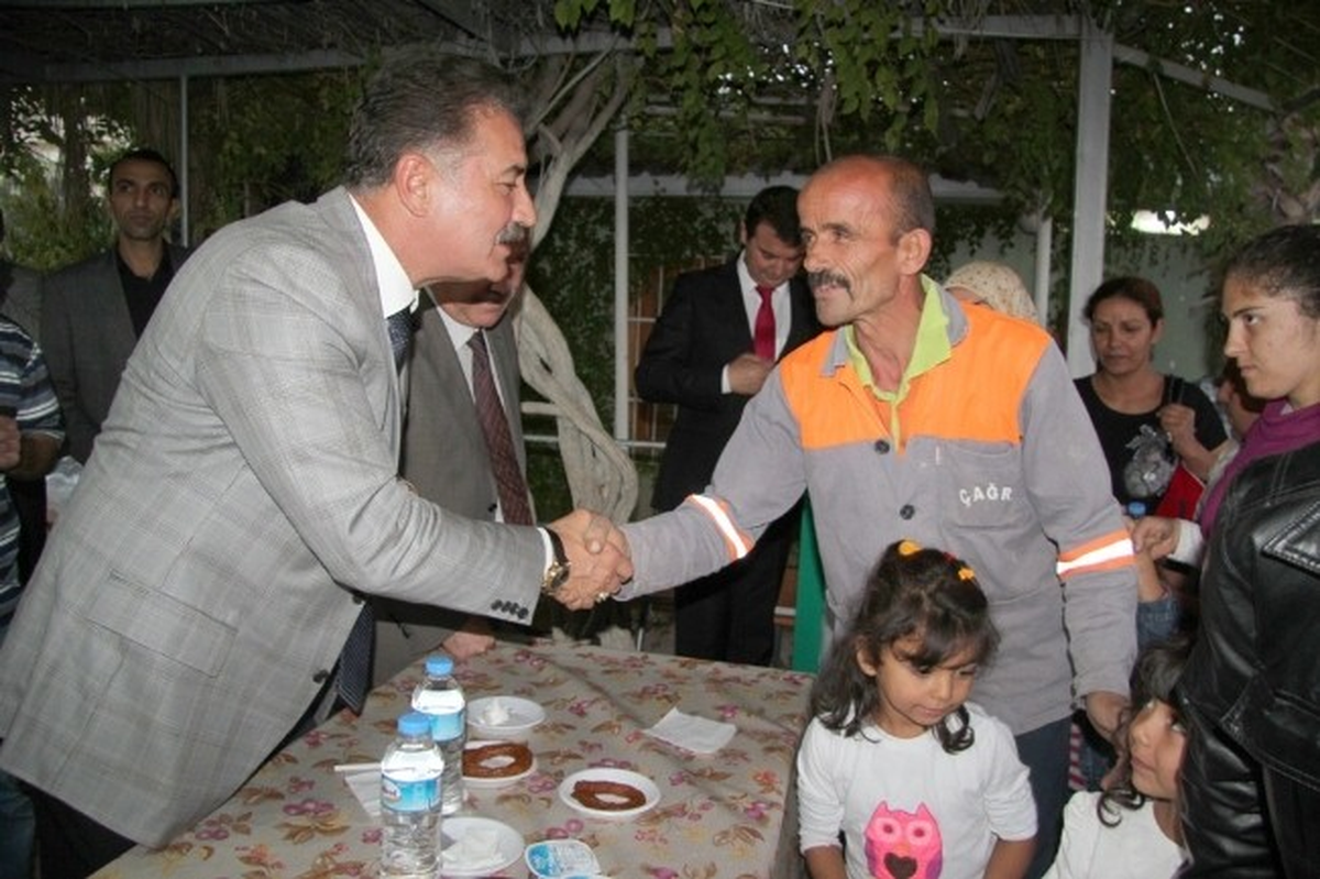 Toroslar Belediye Başkanı, Temizlik Personeliyle Buluştu
