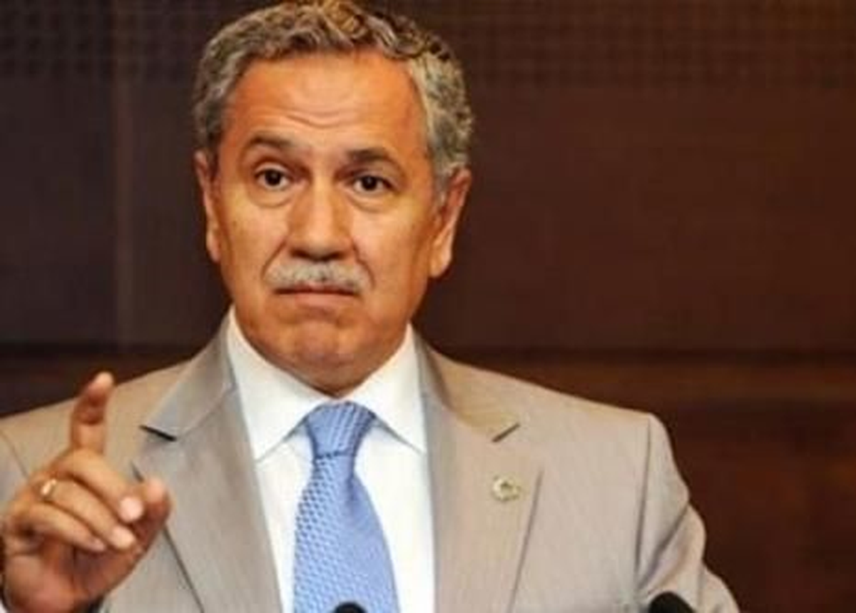 Bülent Arınç, Mostar\'daki Türk köyü Poçitely\'i gezdi