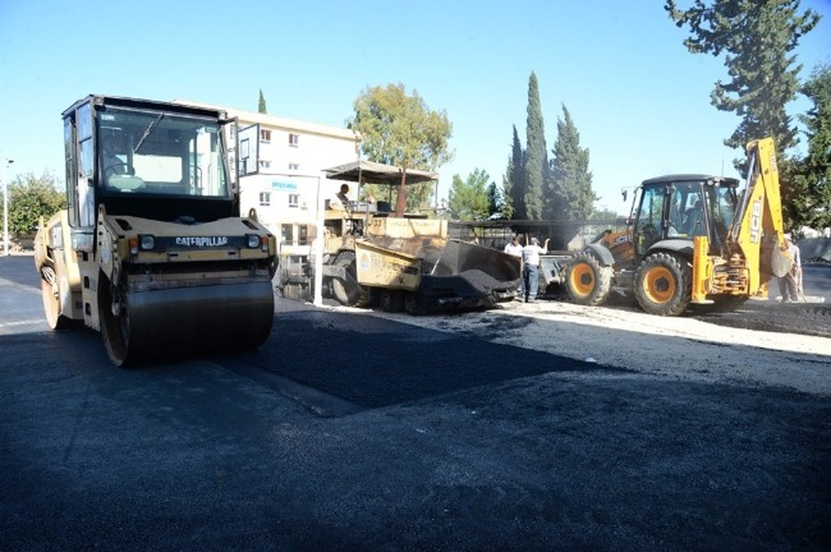 Büyükşehir Okulları da Asfaltlıyor