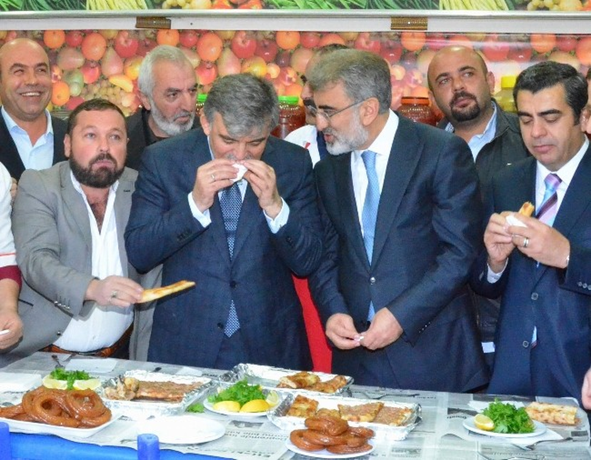 Cumhurbaşkanı Manavda Pide ve Meyve Yedi