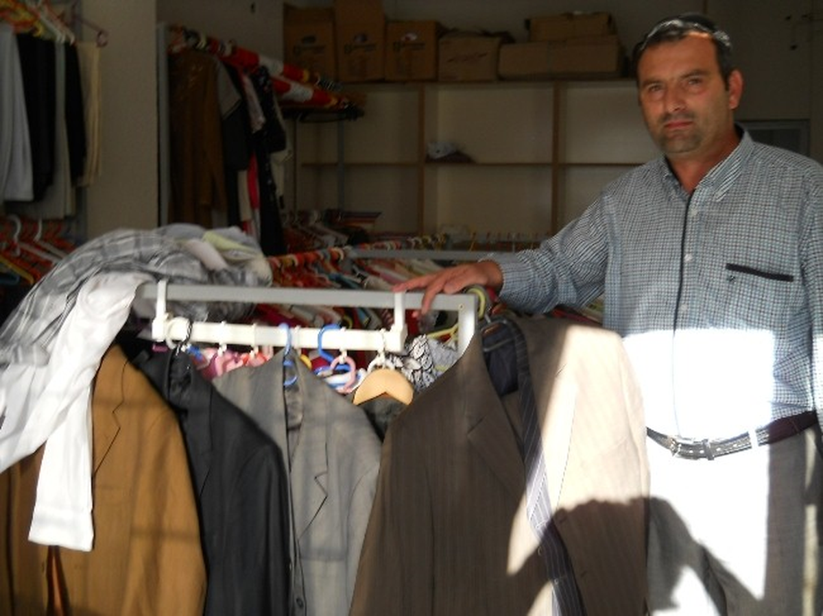 Didim Karadeniz Güçbirliği\'den Kıyafet Yardımı