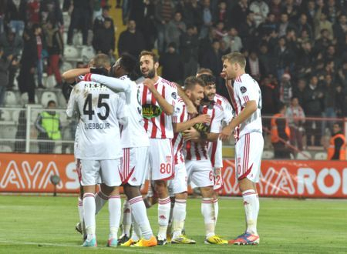 Futbol: Spor Toto Süper Lig