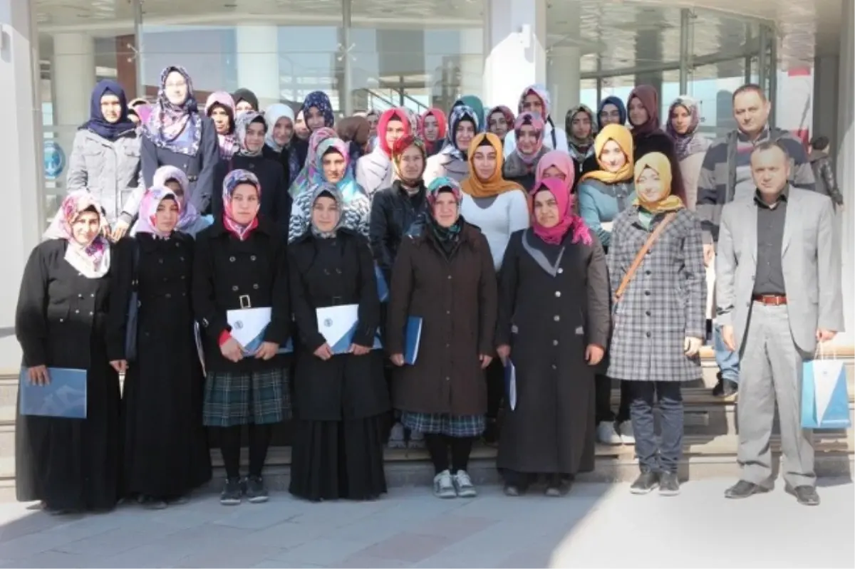 Karaman Anadolu İmam Hatip Lisesi Öğrencileri Kmü\'yü Gezdi