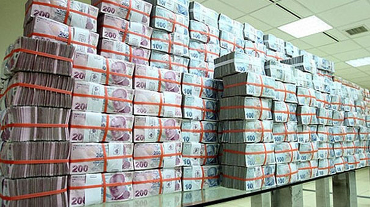 Kredi Hacmi 1 Trilyon Liranın Üzerine Çıktı