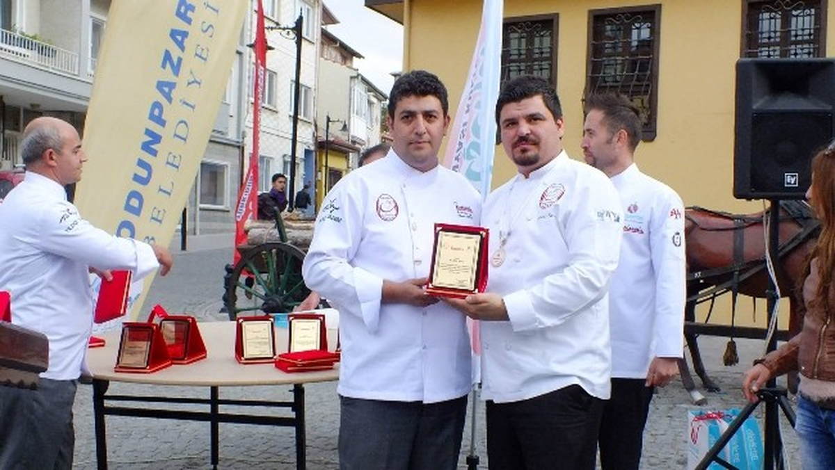 Kütahyalı Aşçılar Madalya ile Döndüler