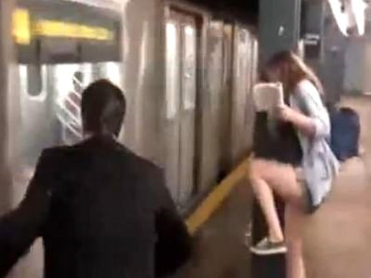 New York'ta Metroda Yapılan Şaka, Yolcuları Korkuttu