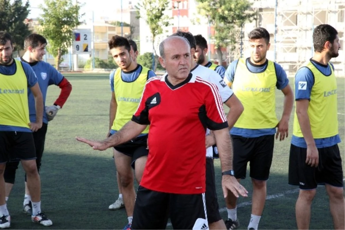 Şahinbey Belediye Futbol Takımı Haftasonu Şehitkamil\'le Karşılaşacak