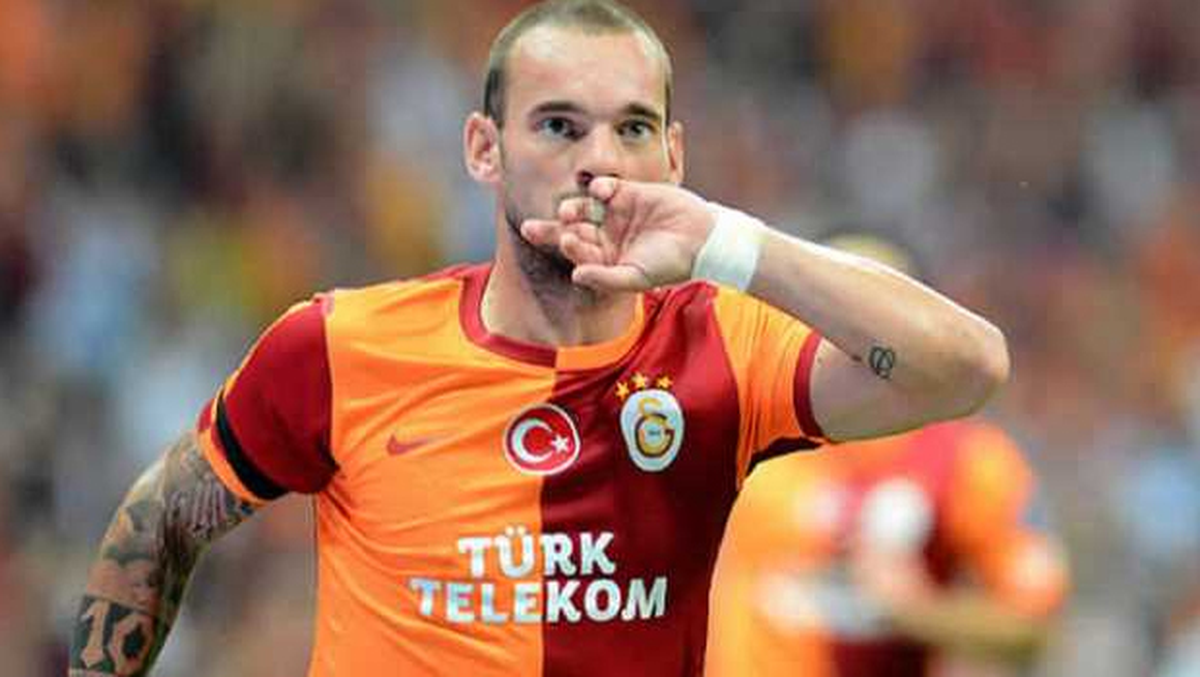 Sneijder En İyi İlk 11\'de