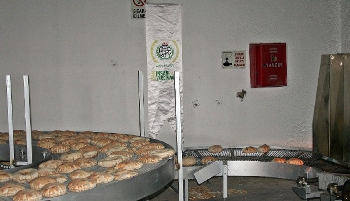 Suriyelilerin Ekmeği Reyhanlı\'dan