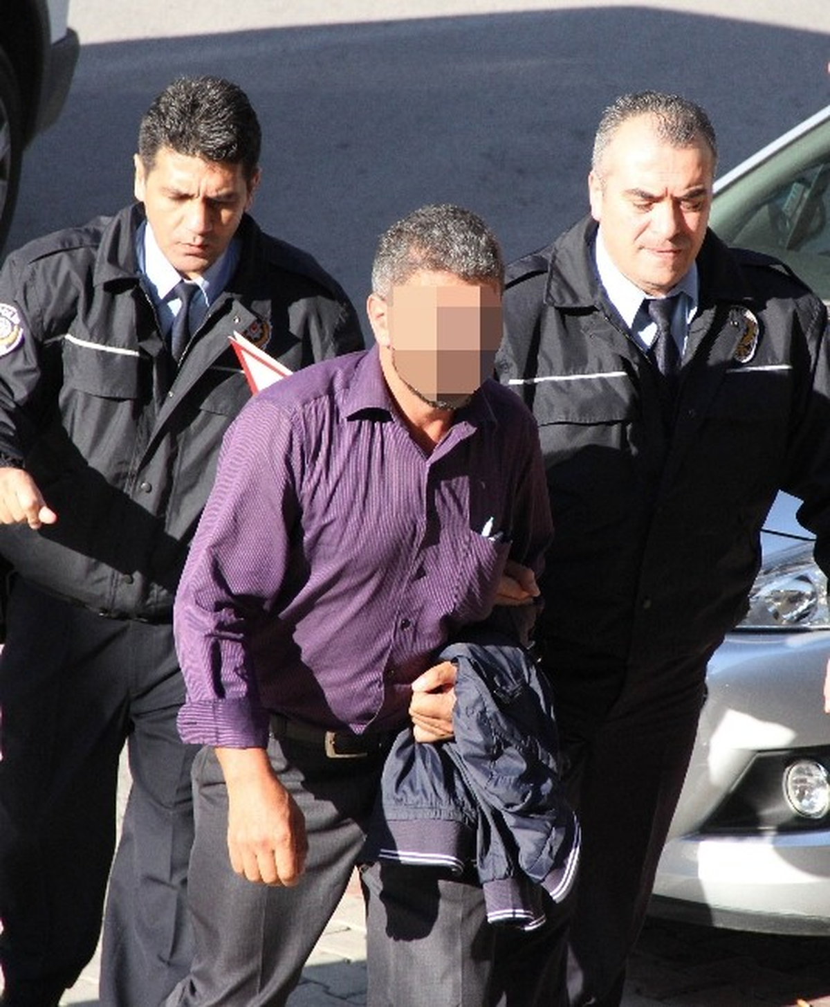 Tabancayla Yakalanan Şahıs Gözaltına Alındı