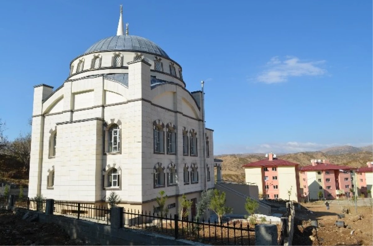 TOKİ\'den Mutki\'ye Görkemli Camii