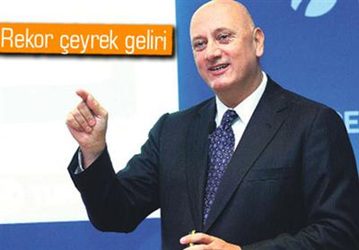 Turkcell 3 Ayda 3 Milyar TL Gelirle Rekor Kırdı