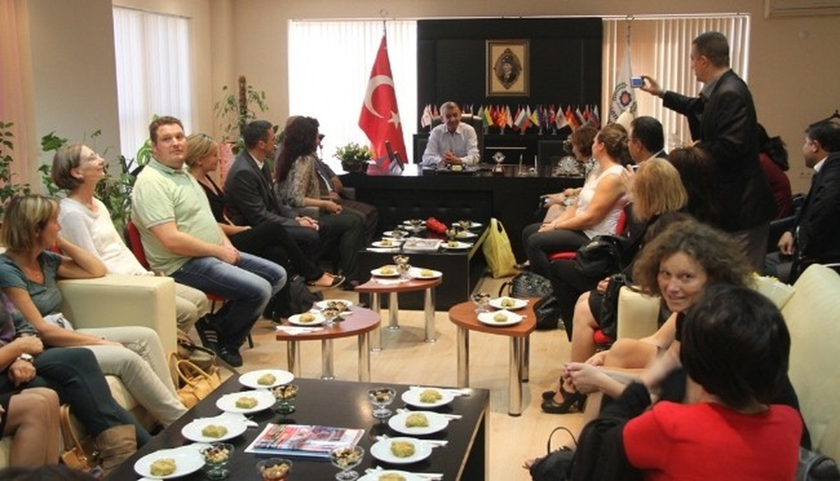 Yabancı Eğitmenler Gaziemir\'e Hayran Kaldı